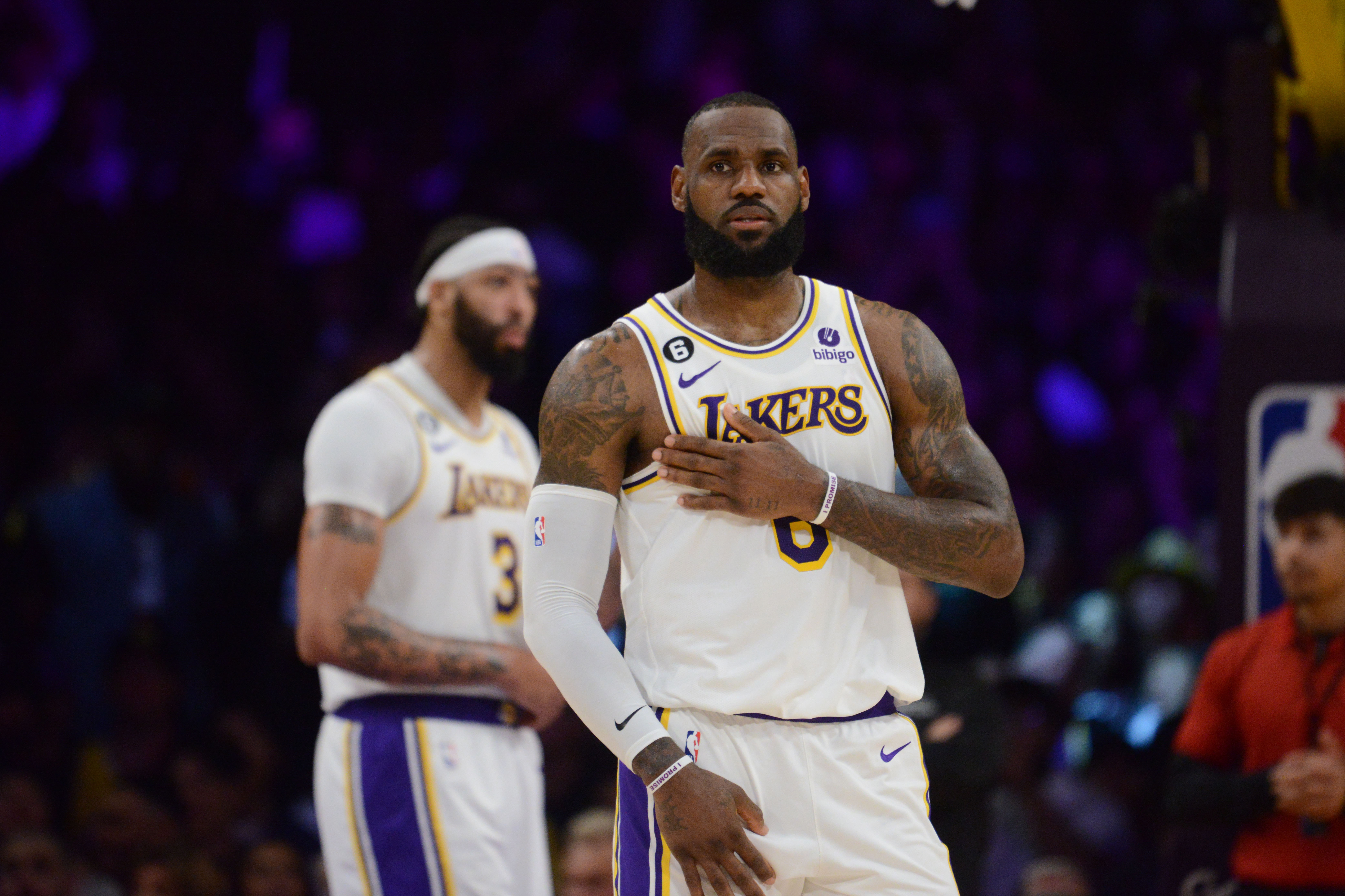 湖人g3为啥罚球多,湖人掘金g3罚球