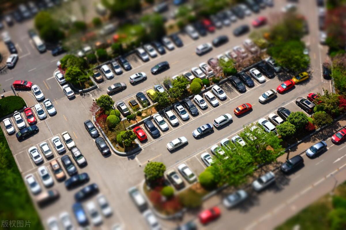 扒开仪陇县车位中标企业首德投资的内幕！令人瞠目结舌！