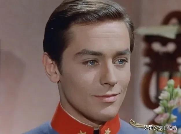 阿兰德龙和莫妮卡贝鲁奇广告,阿兰德龙和莫妮卡贝鲁奇什么关系