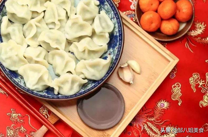 青椒馅饺子怎样调馅好吃,吃饺子猪肉馅怎么调