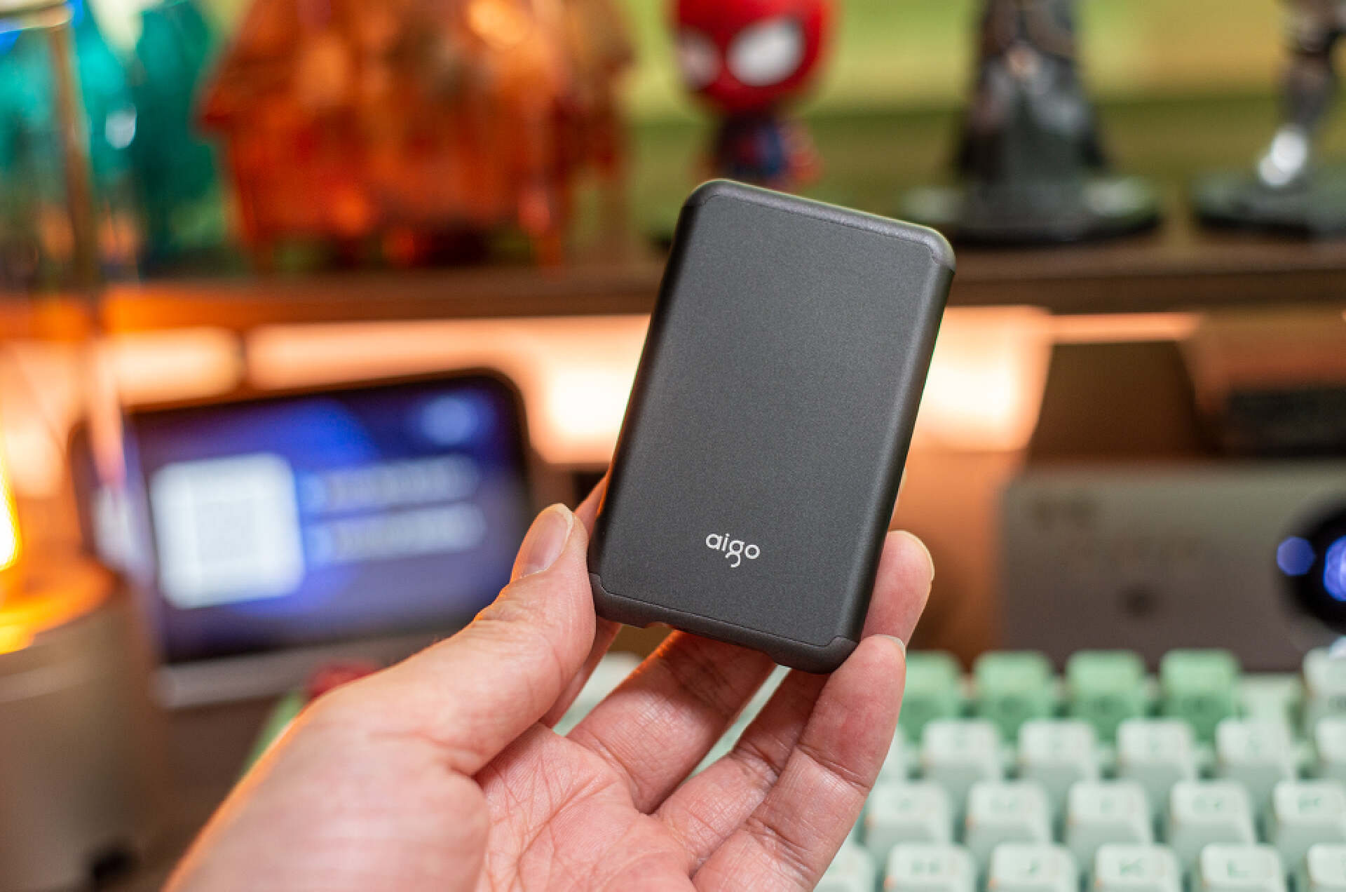 既是移动存储还能给XSS扩容,价格便宜量又足|爱国者S7移动硬盘