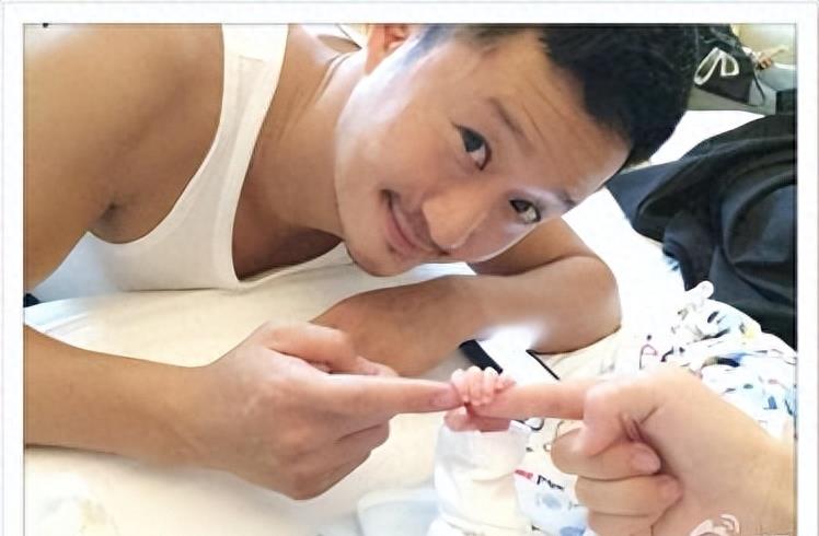 吴京的父亲是谁简介,吴京是哪里人他的父母是谁