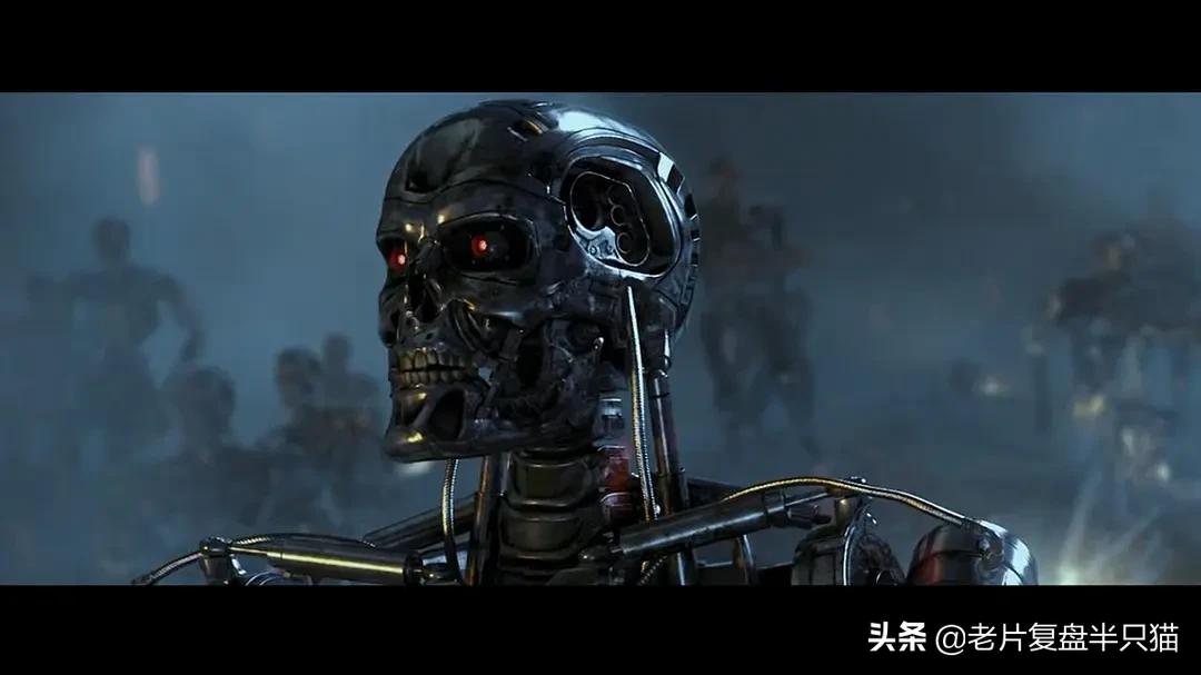 钢铁侠和蝙蝠侠后期谁更强,钢铁侠为什么注定打不过蝙蝠侠