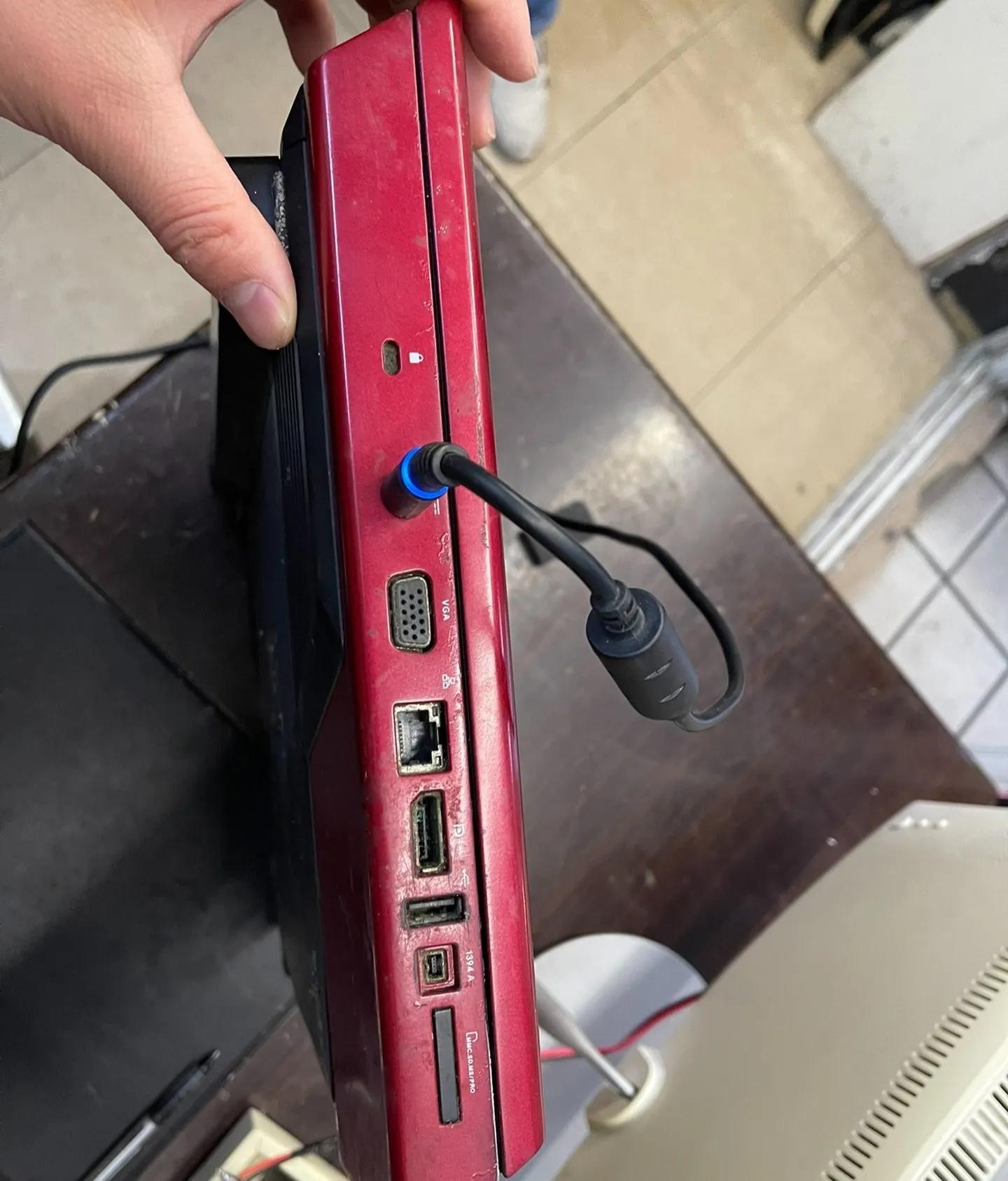 一台废旧笔记本电脑值多少钱,废品站笔记本电脑