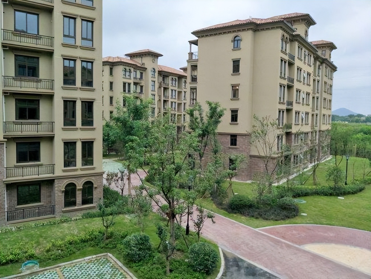 买房存骨灰的方法,这几年买房是怎么熬过来的