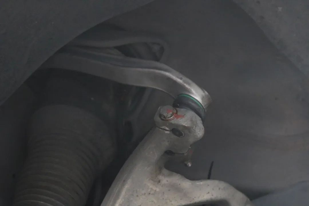 大众100万左右的车辉腾,重庆二手辉腾全面翻新修复