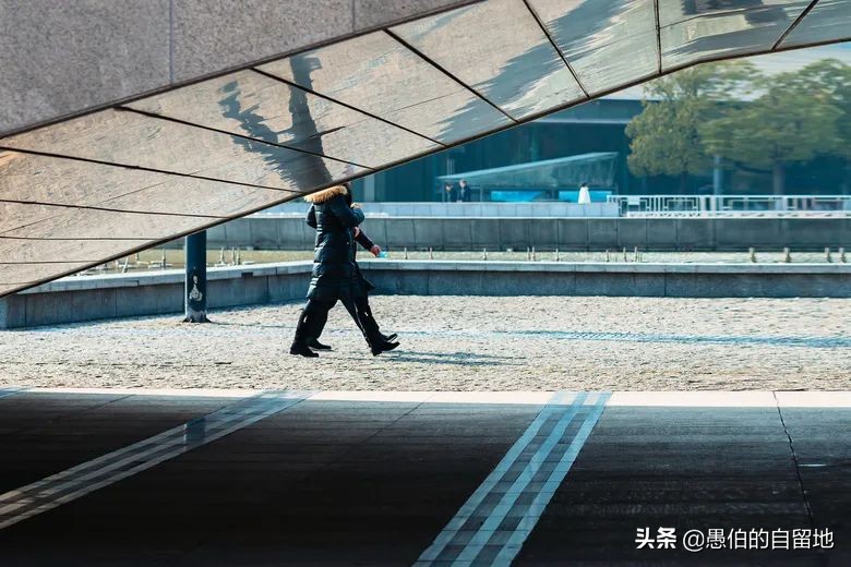 老爸即将再婚,父亲再婚我该如何面对