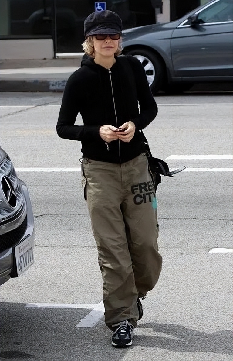 基本款必备鞋子有哪些款式,比较时髦的鞋