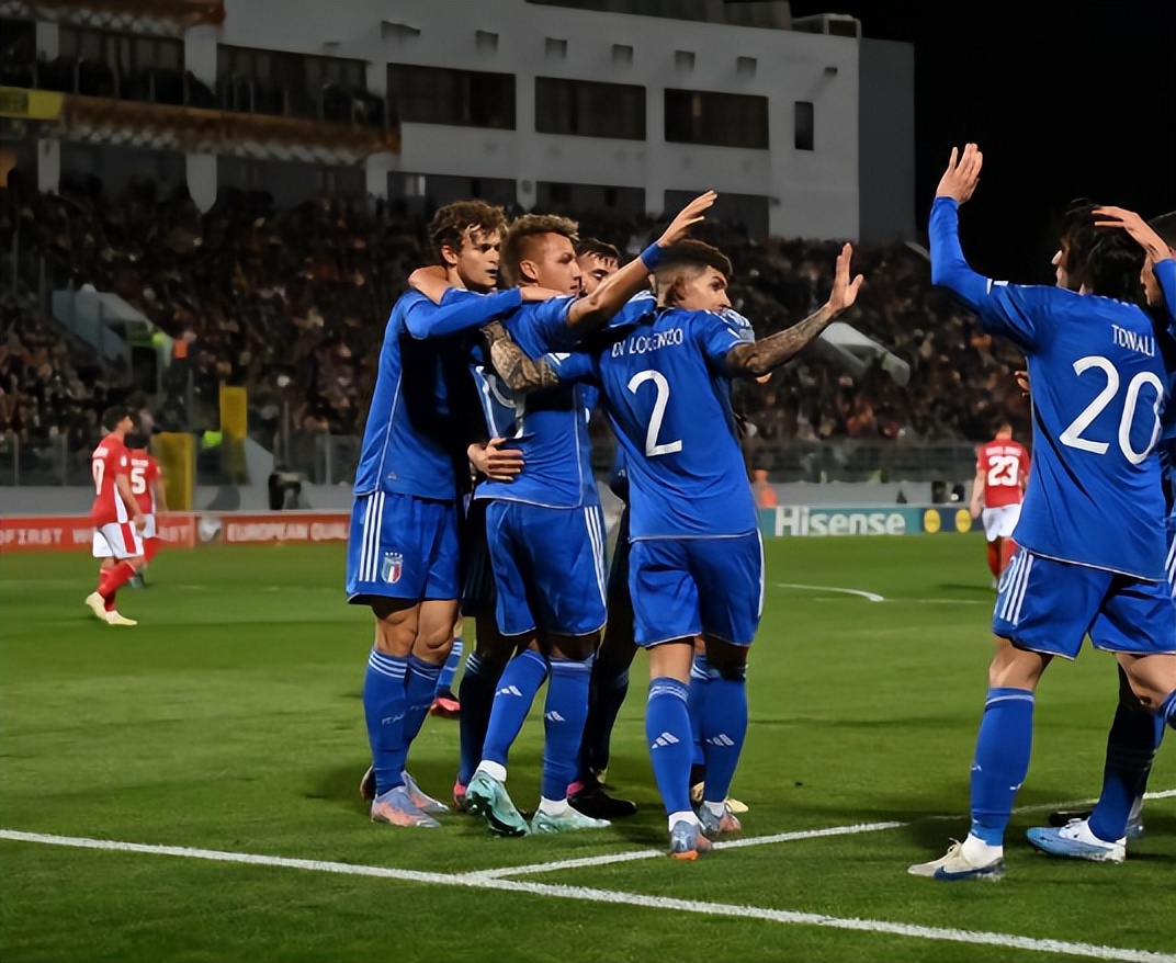 10场8球！23岁新星爆发：拒为2大巨星打替补，阿根廷错过顶级射手