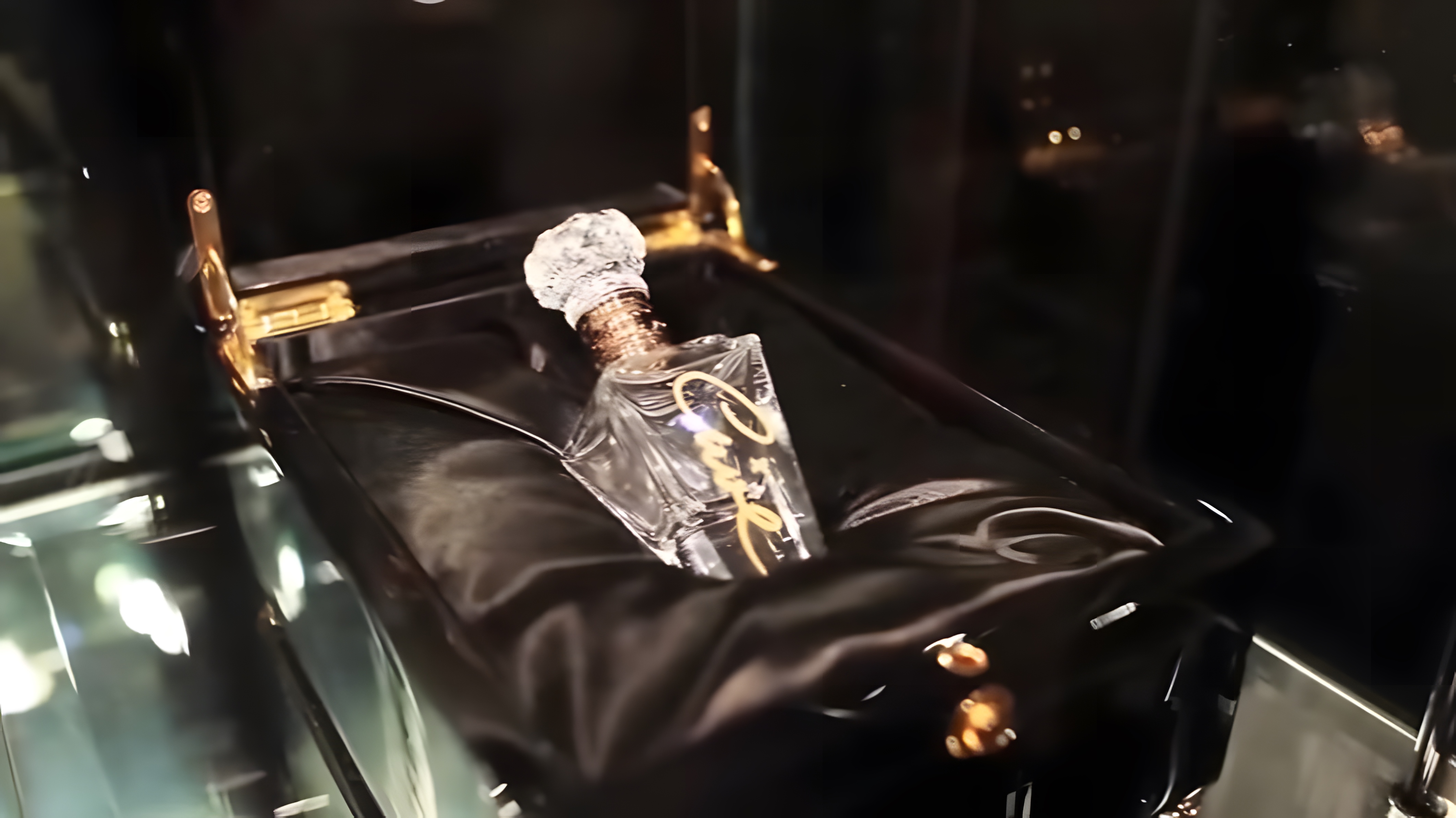 地球上最贵的物质排名,地球上最贵的矿泉水是哪一种