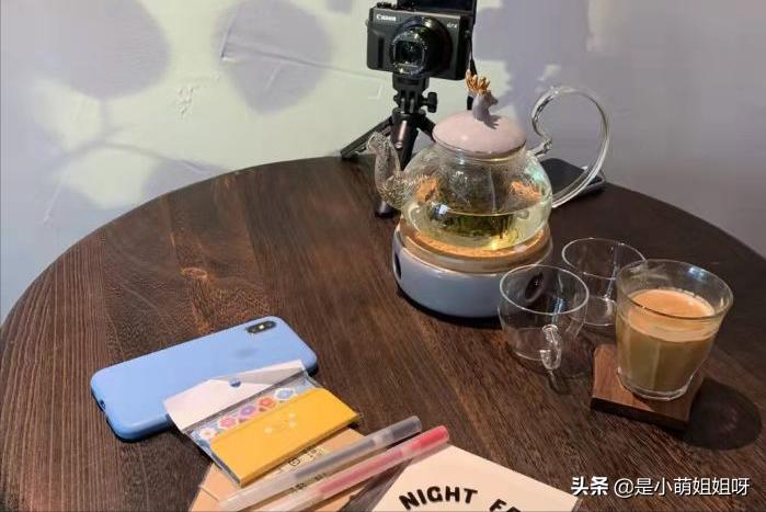 有空玩手机不如利用业余时间,有空玩手机不如学视频剪辑