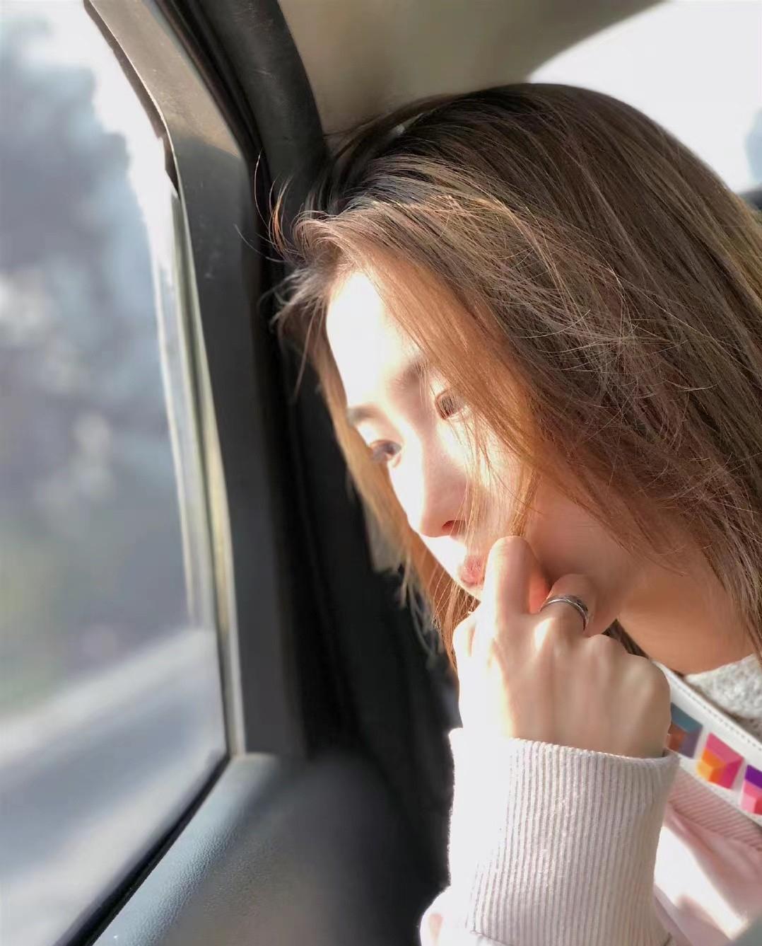 辽宁巨婴刘思琦：16岁吃饭靠人喂，每天花销过万，如今过得怎样了