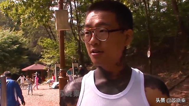 小伙背上长痣,男子背上有痣好不好