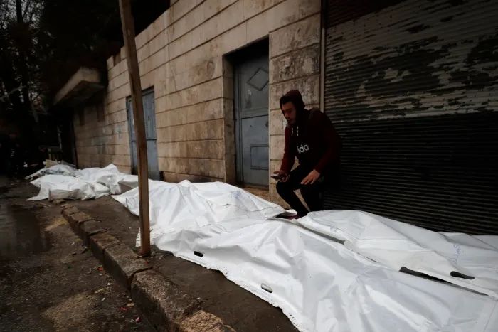 土耳其地震灾后死掉的儿童,土耳其地震中9岁小女孩保护弟弟