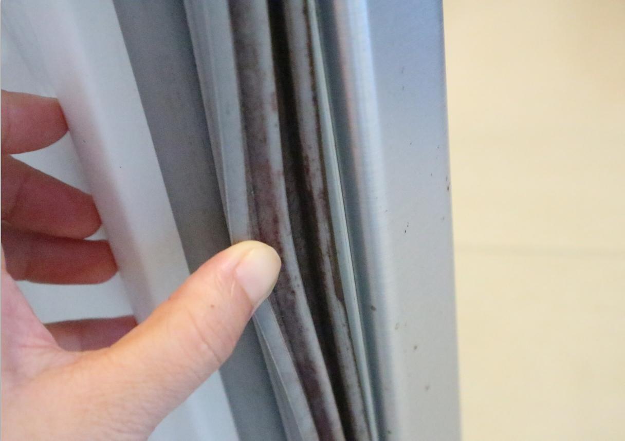 冰箱积水结冰怎么处理,海尔冰箱冷藏结冰积水