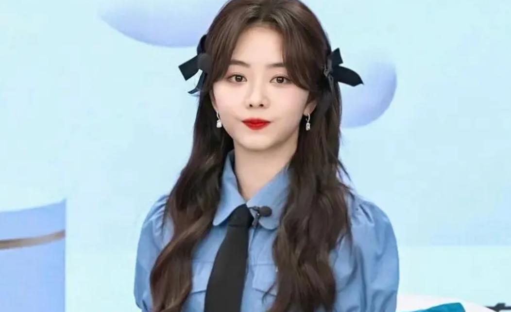 娱乐圈塌鼻子宽鼻翼好看的女明星,塌鼻子也能美出圈