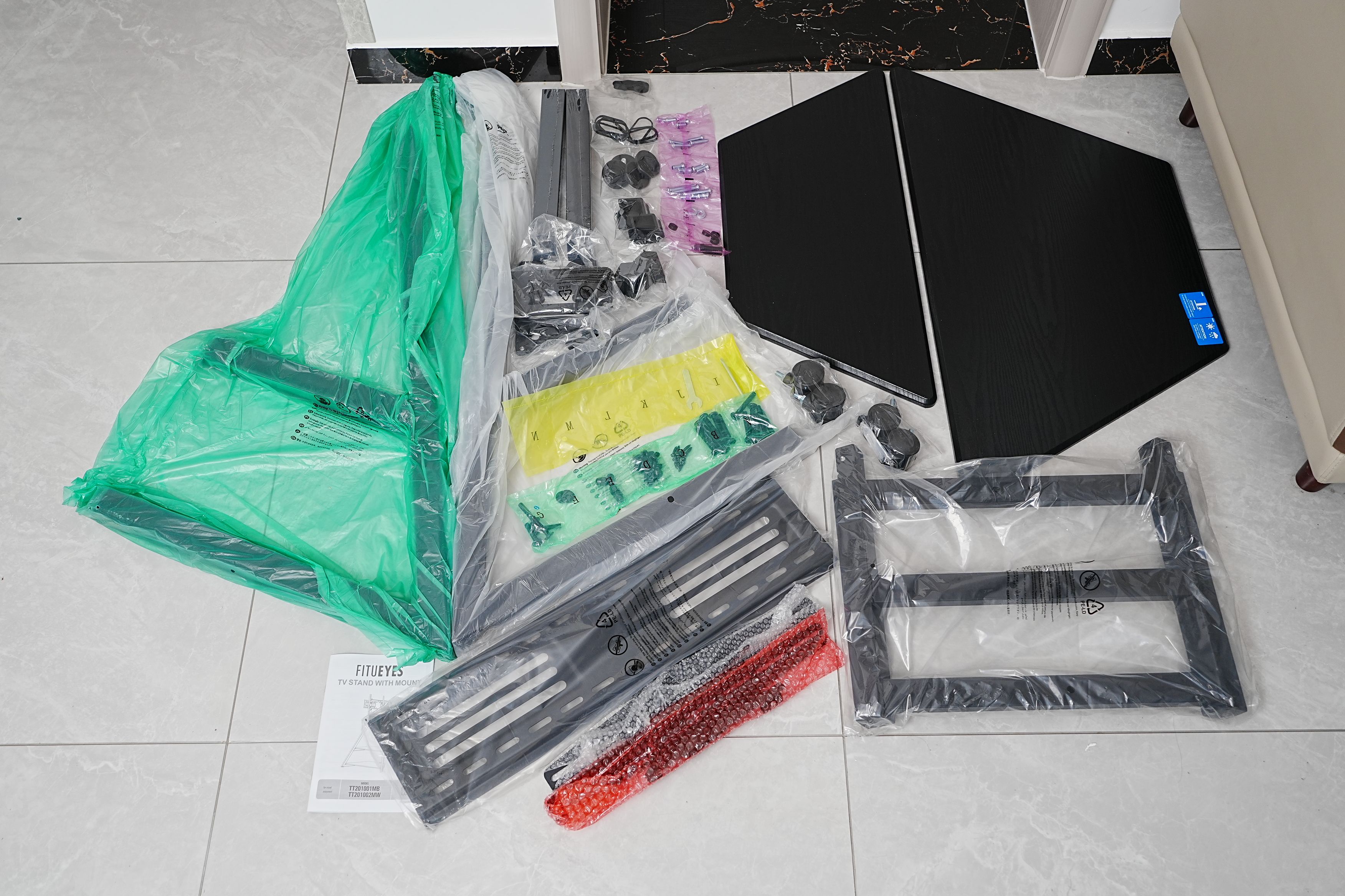 小户型电视支架怎么选购,多种电视挂墙支架评测