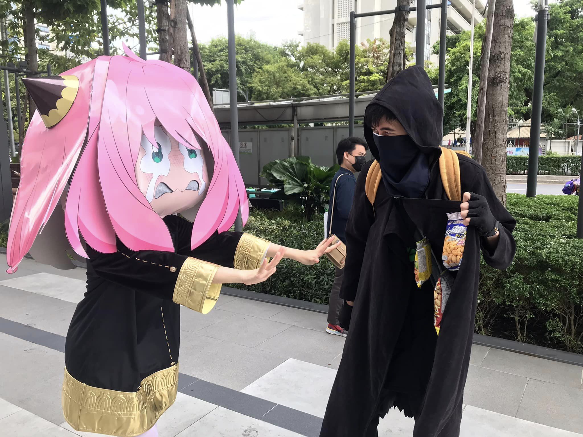 泰国小哥cos安妮娅,泰国coser小姐姐