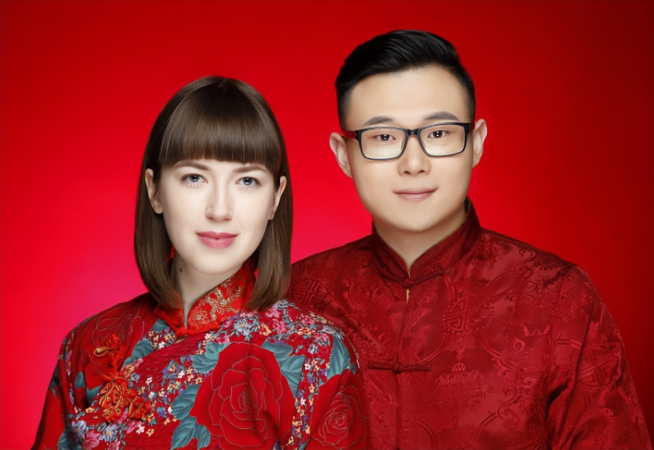 安徽00后小伙娶白俄罗斯美女,安徽小伙娶俄罗斯17岁女孩