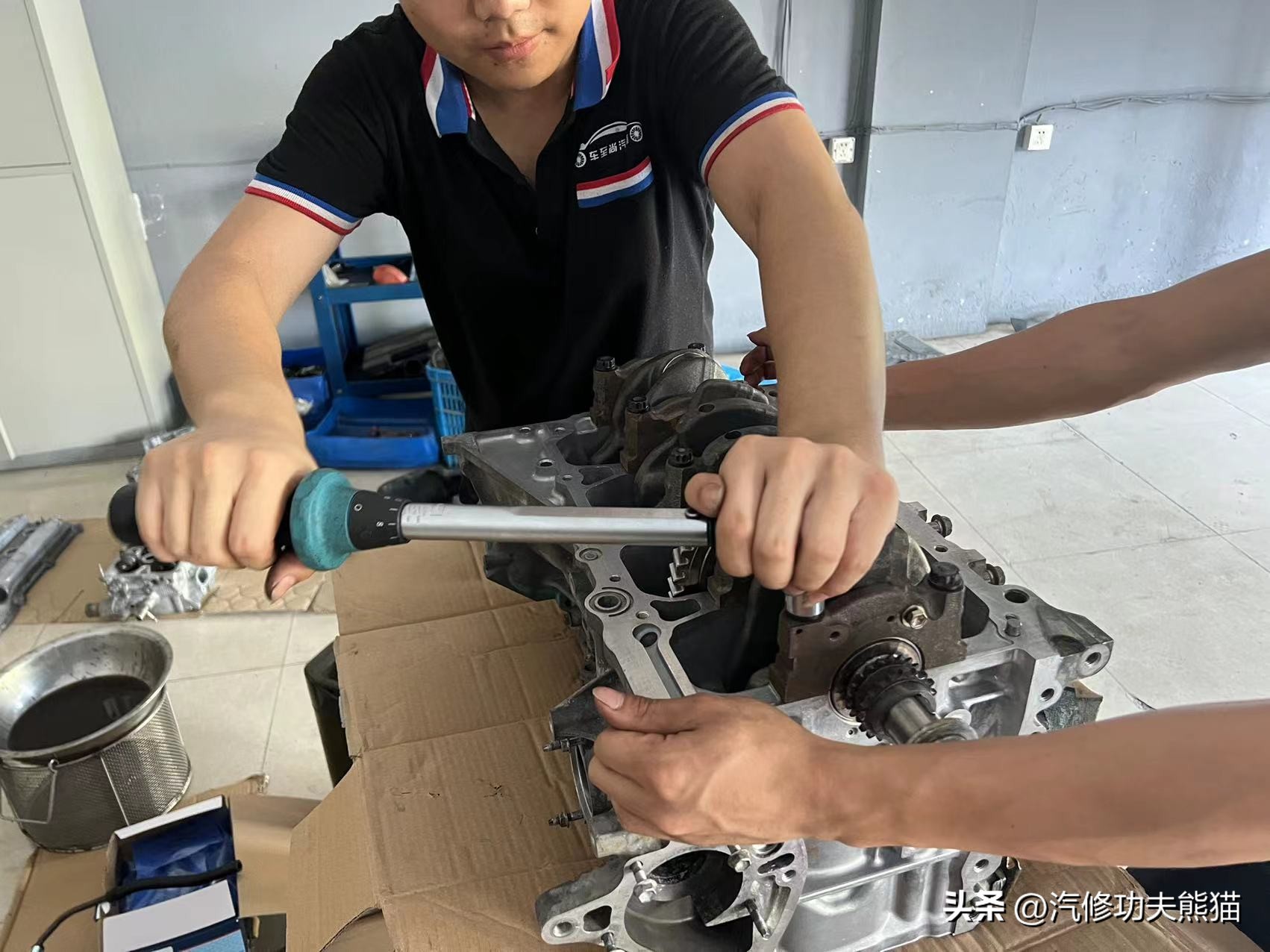 一车传三代丰田越野,六代半丰田凯美瑞烧机油