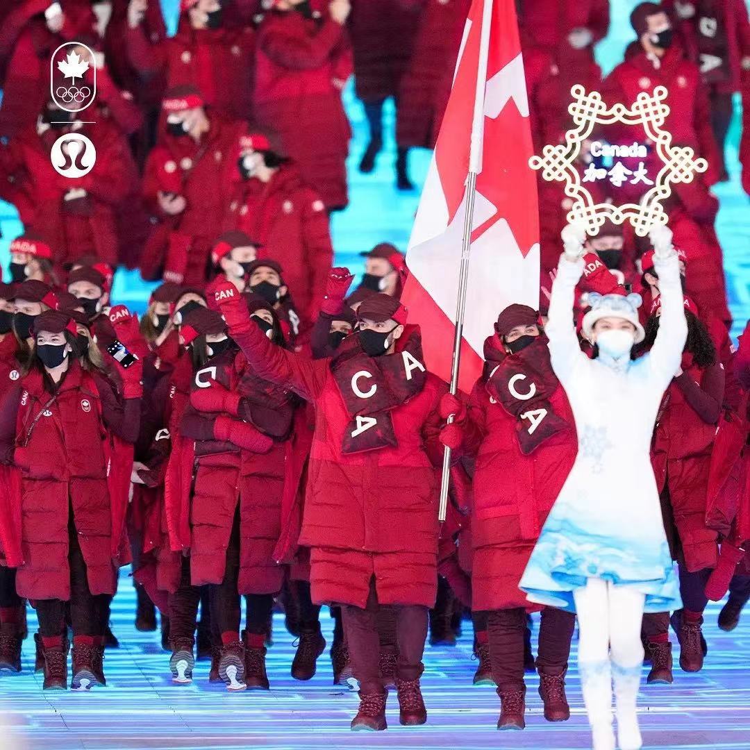 谁说羽绒服不时尚?!这些羽绒服惊艳全世界