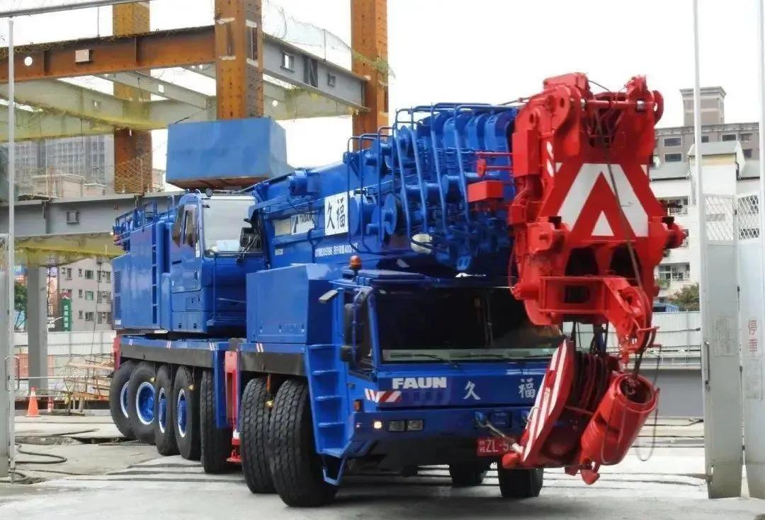 捡漏二手35吨汽车吊,捡漏二手随车吊吊机