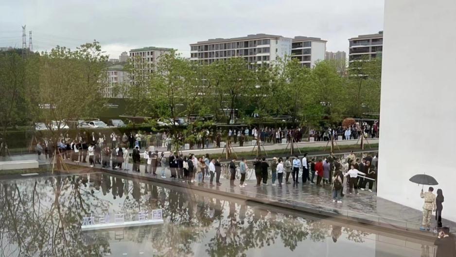 重庆楼市的降价潮,重庆楼盘为什么要三分钟抢售