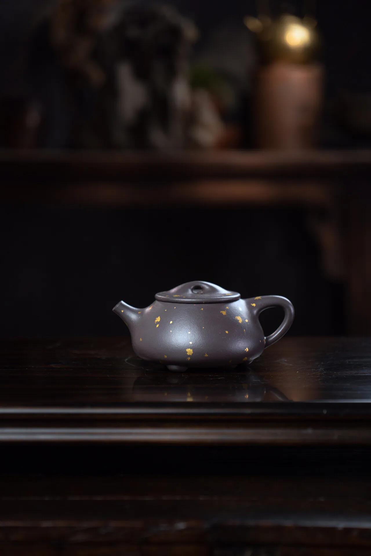 玩壶喝茶减压方式,玩壶的一定玩茶么