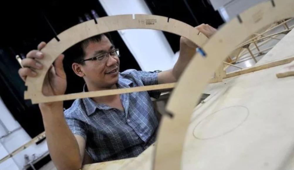 大学生自制飞机起飞,大学生自制轻型飞机