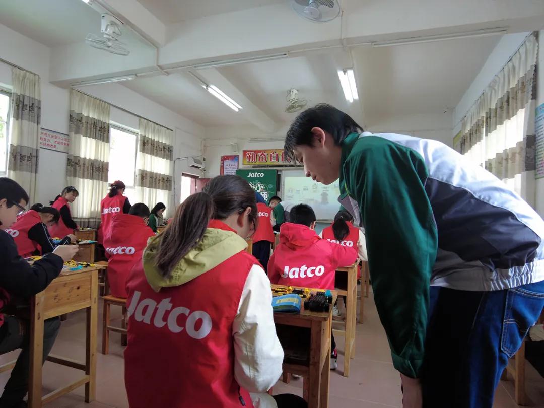 看见孩子的未来加特可广州“小小工程师”百顺学校站