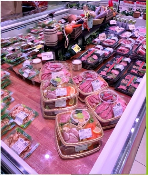 日本超市的快餐是怎么做的 (日本超市自助餐怎么开)