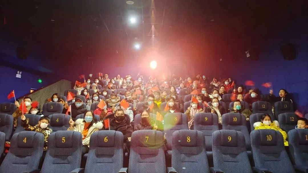 6438场次、28.5万人次，江阴春节档创佳绩！