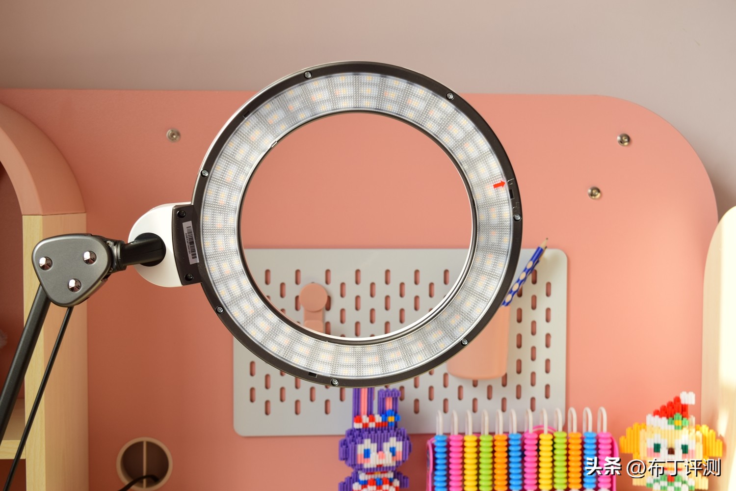 NIR红光技术，能护眼还能预防近视，爱德华医生天使之光2评测