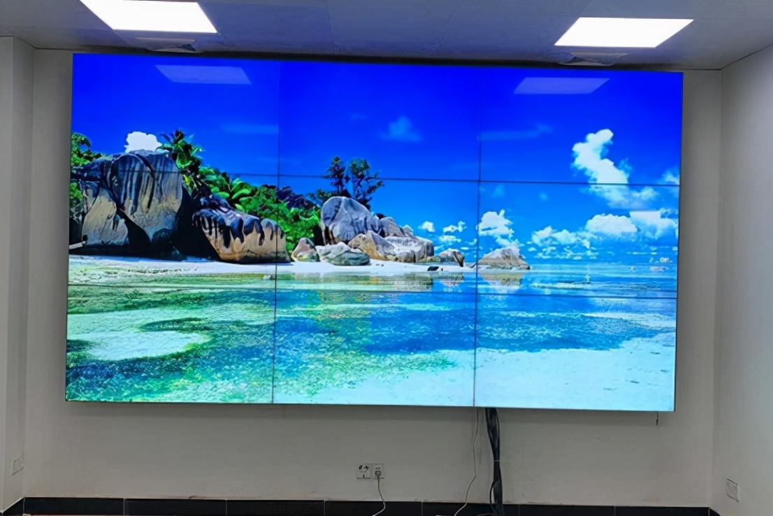 电视机屏幕三种颜色,电视机屏幕颜色不匀是什么坏了