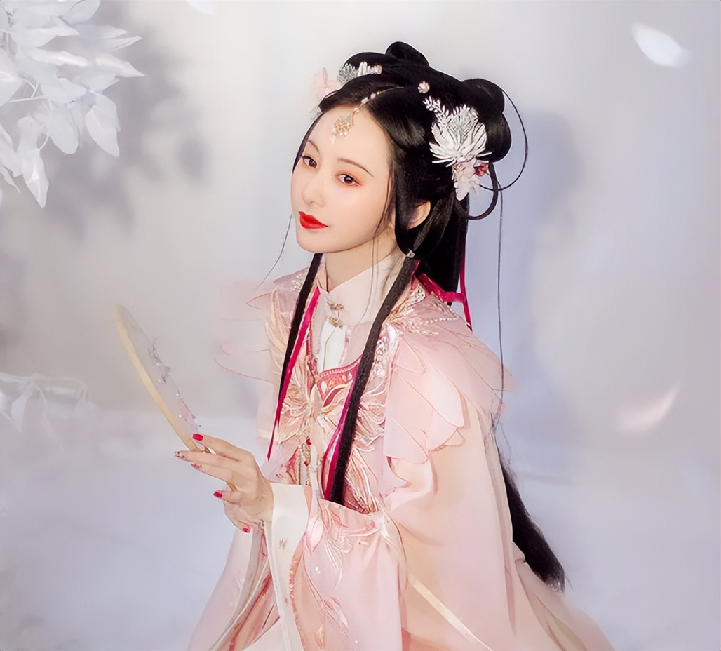 汉服体验馆加盟创业项目,汉服店加盟创业项目有哪些