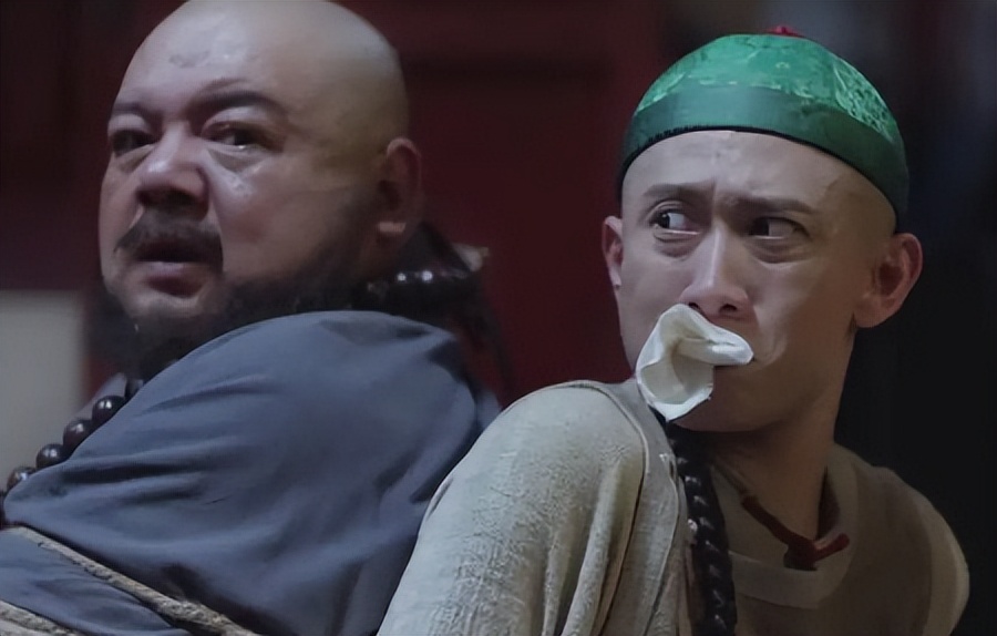 影视剧中那些笑不活的穿帮镜头,笑到肚子疼穿帮图片