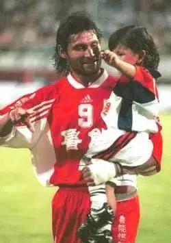 星光璀璨的泰山攻击群，盘点历代前锋前腰，我爱山东泰山系列文章