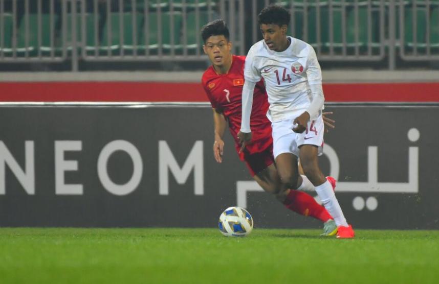 从1-0到2-1！越南队又赢了，掀翻卡塔尔，剑指世青赛！