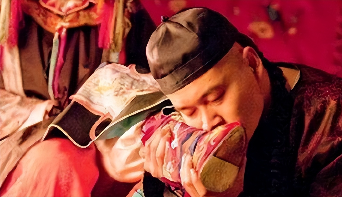 三寸金莲是李煜提倡的吗,李煜三寸金莲词