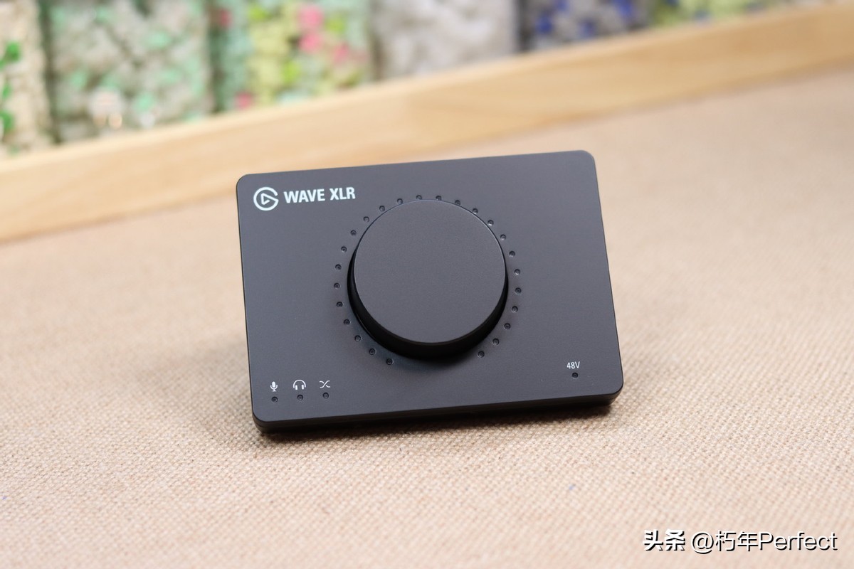 麦克风声卡套装直播,主播无线麦克风声卡套装