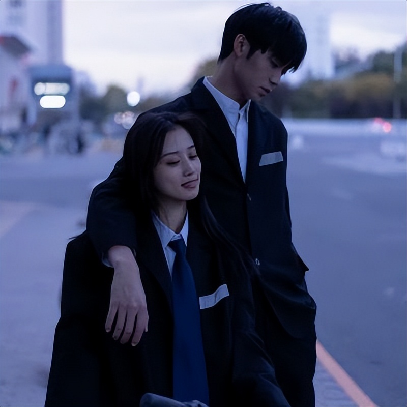 氛围感情侣头像海边双人,情侣微信头像一男一女唯美有意境