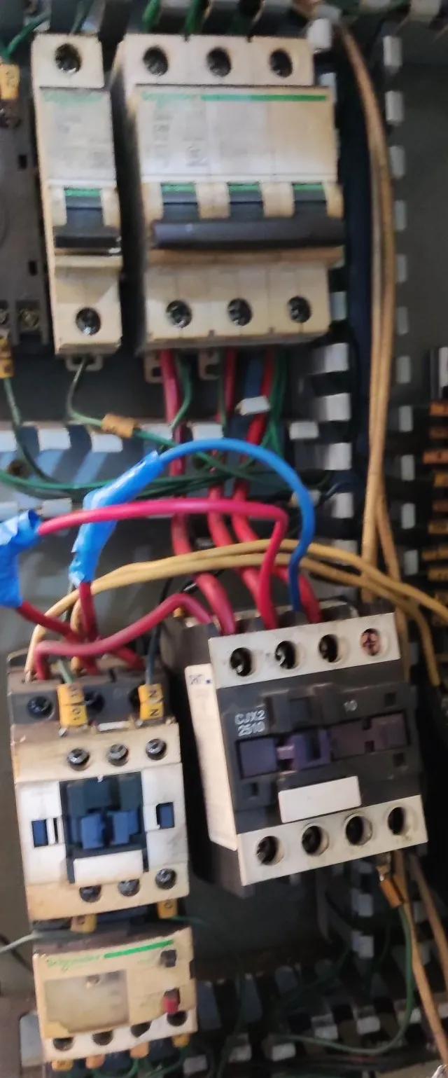 注塑机加热接触器不吸怎么回事,加热管交流接触器不吸合的原因