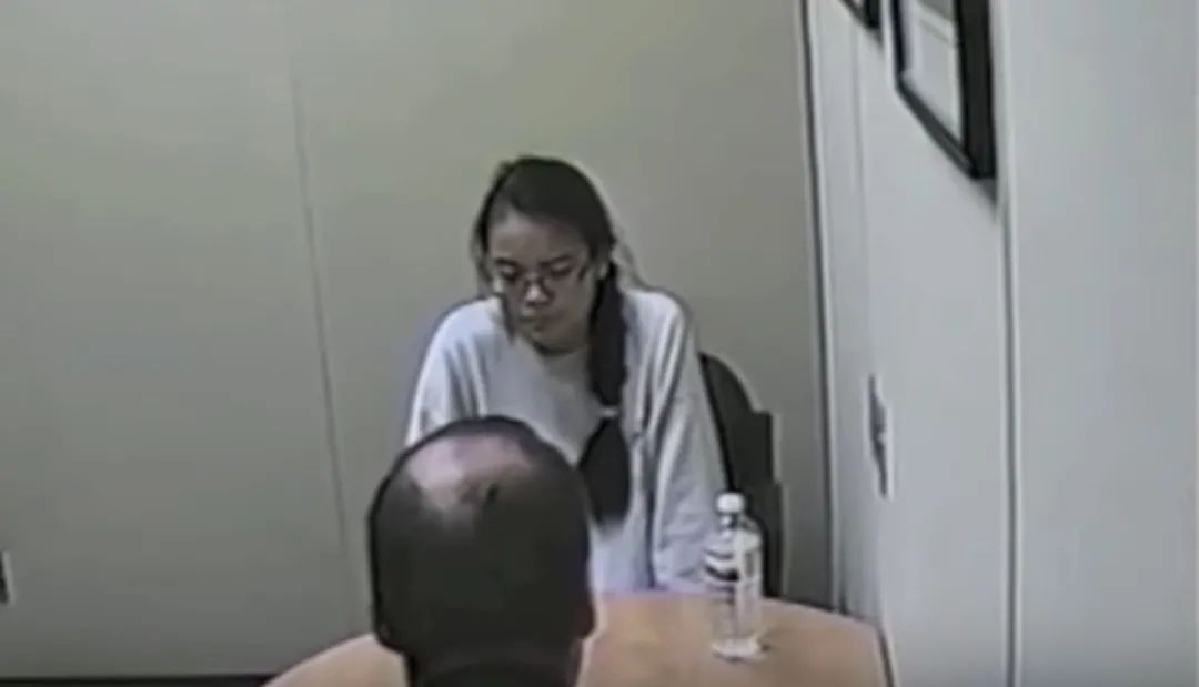 加拿大女儿雇凶杀父母案,加拿大女儿雇凶