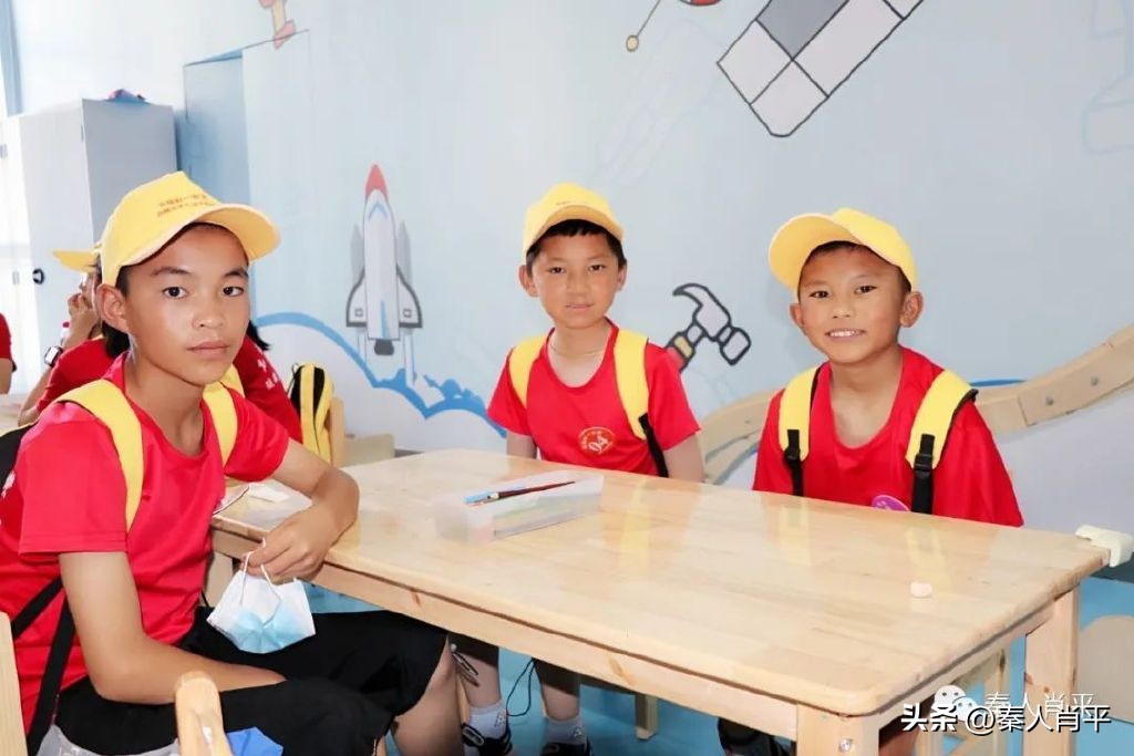 石榴籽一家亲夏令营总结会,石榴籽一家亲夏令营视频