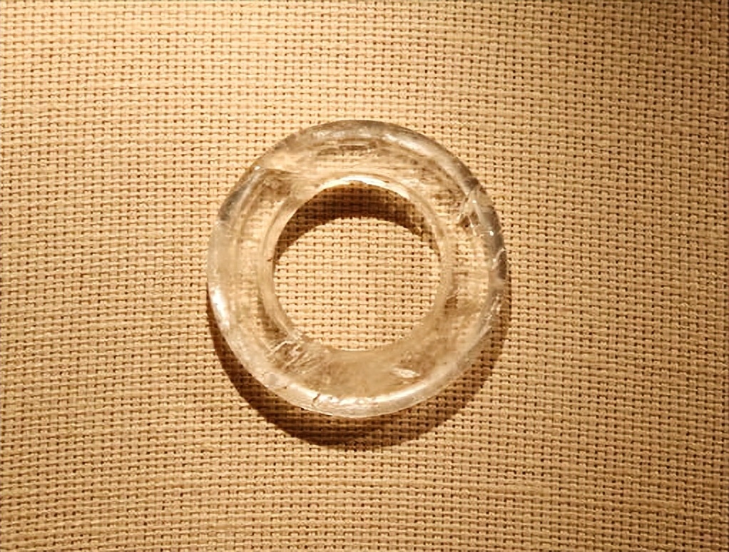 无瑕胜玉美至洁过冰清的意思,无瑕胜玉美