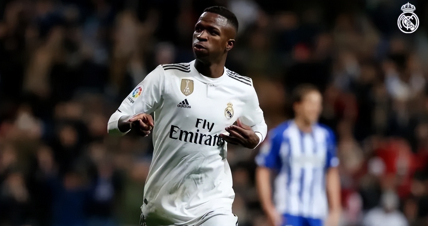 球星大PK:姆巴佩、维尼修斯、哈兰德谁的前途更光明?