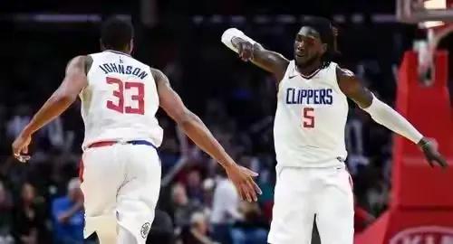 休赛期欧文哈登,休赛期欧文野球局