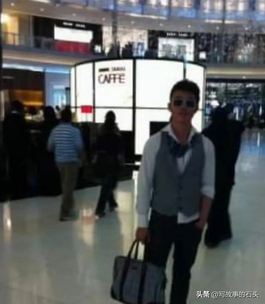 重庆小伙娶迪拜媳妇，生3娃，创业15年逆袭成功，把父亲接到迪拜