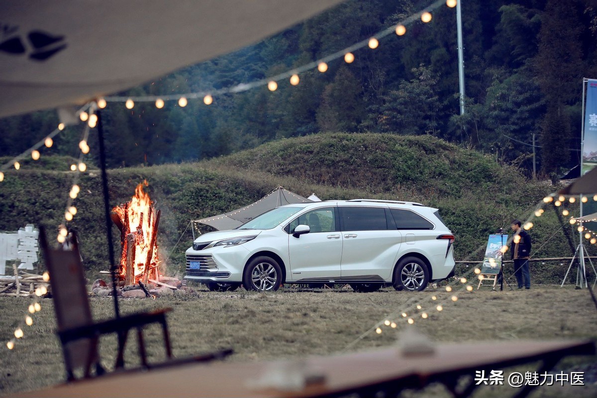 最新款八代凯美瑞,单排气的八代凯美瑞