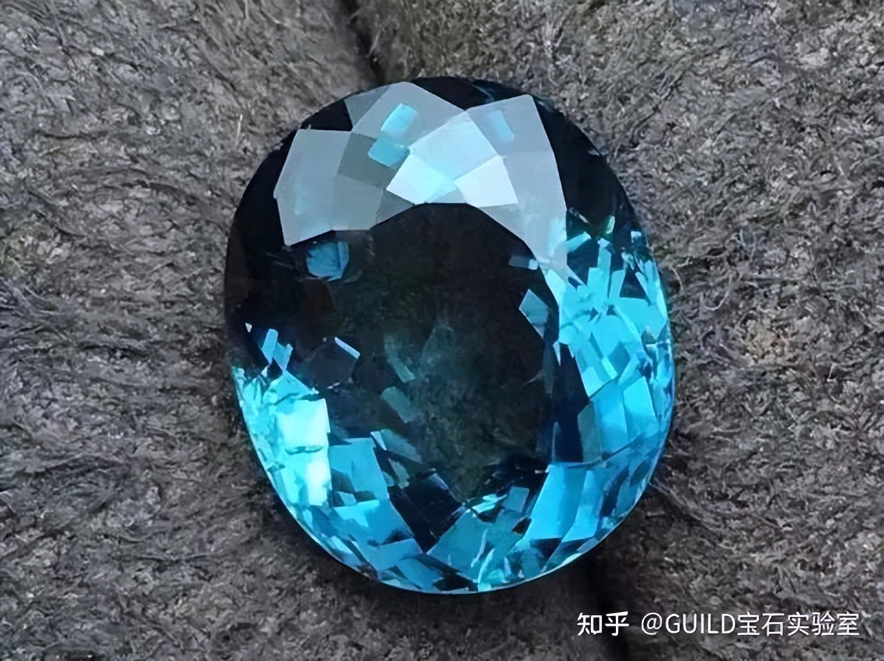 蓝宝石的相似宝石有哪些,顶级蓝宝石的鉴别方法